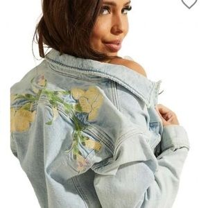 Guess crop denim jacket XL NWT